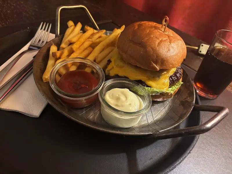 Restaurant Augila_Hamburg_slider_image_2