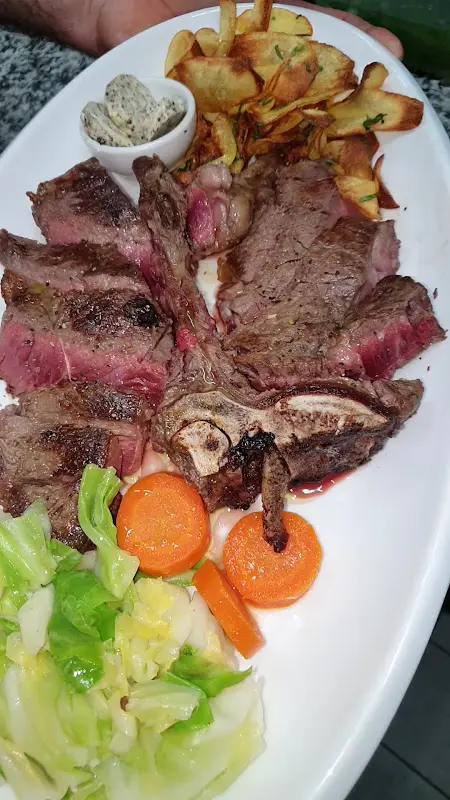 Restaurant ODYSSEUS_Hamburg_slider_image_2