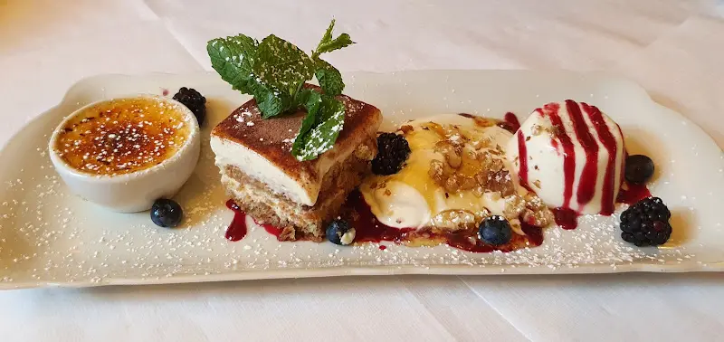 Restaurant ODYSSEUS_Hamburg_slider_image_3