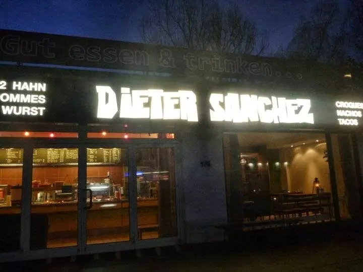 Dieter Sanchez - Home of Philly Cheesesteak - TANKBIER I BURGER I PULLED PORK restaurant in Hamburg