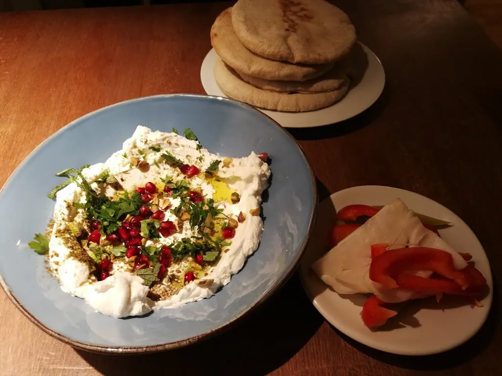 Menu_Mr and Mrs Humus_Bonn_image_7