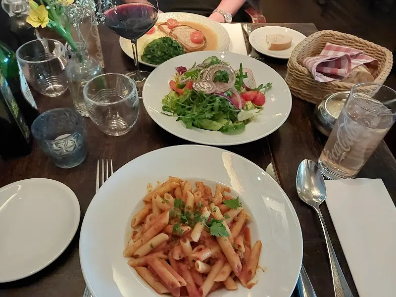 Trattoria Brunello_Hamburg_slider_image_3