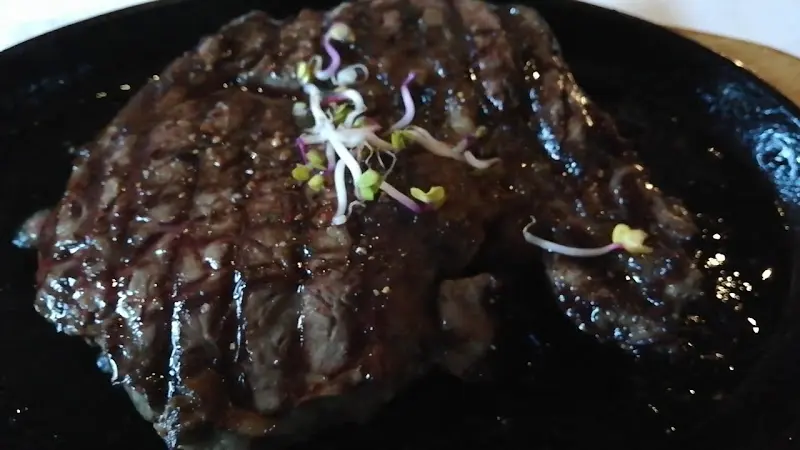 Jotin‘s STEAKHOUSE St.Georg_Hamburg_slider_image_2