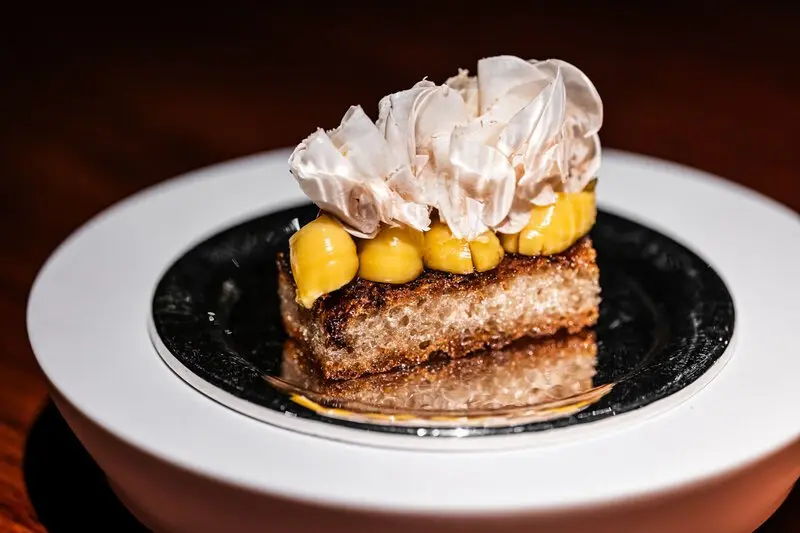 100/200 Kitchen_Hamburg_slider_image_3