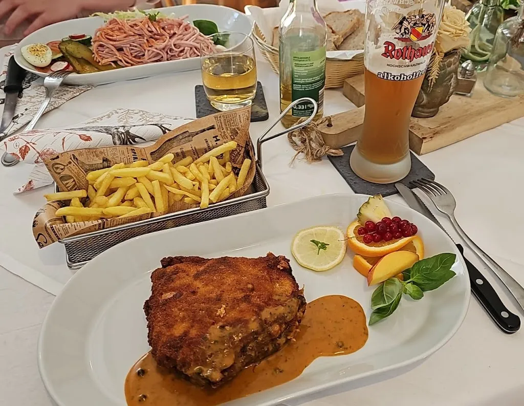 Gasthaus Zum Schnitzer_Schwarzwald_slider_image_3