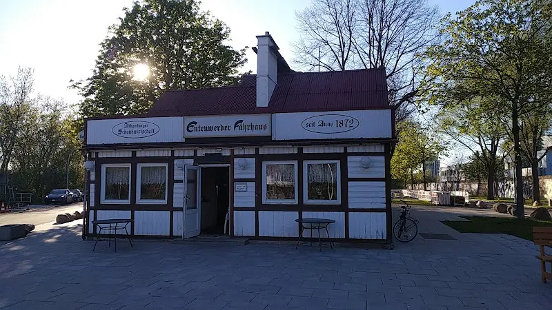 Entenwerder Fährhaus restaurant in Hamburg
