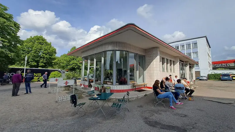 Oldtimer Tankstelle_Hamburg_slider_image_3