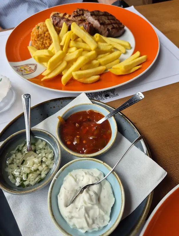 E._Tunici Restaurants Wandsbek_Hamburg_review