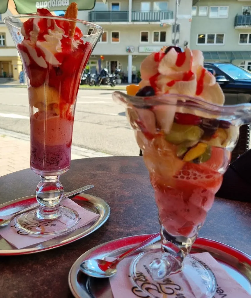 Gaststätte Eiscafé Salvatore_Schwarzwald_slider_image_3