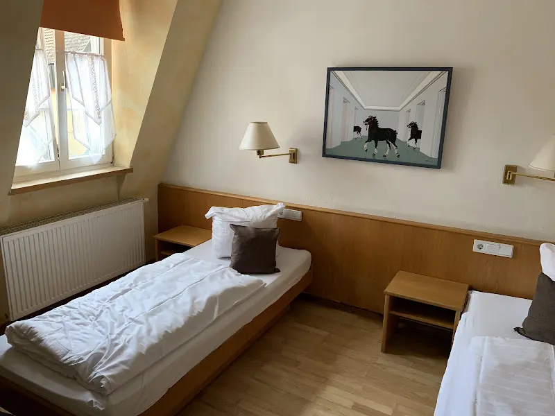 Steinhäuser Hof_Weinstraße_slider_image_2