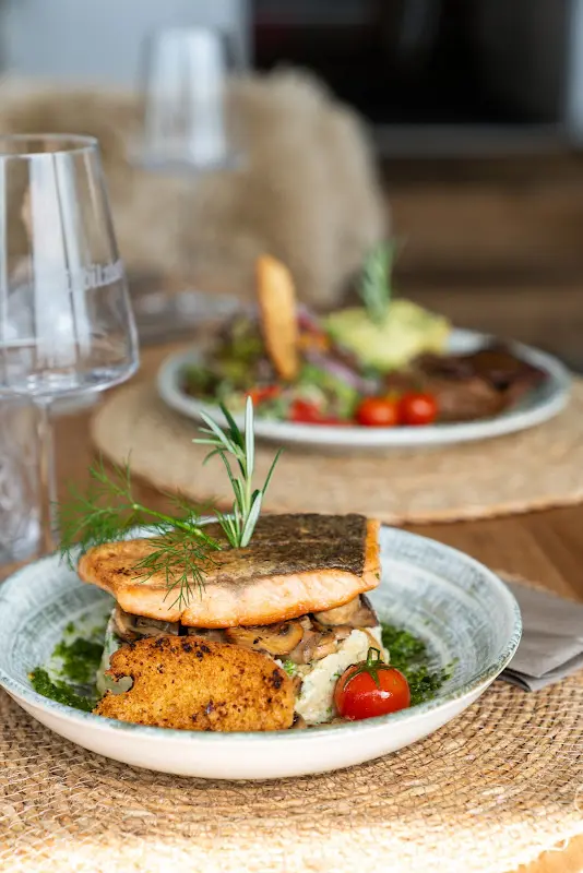 Kiebitzberg Restaurant & Café_Holstein_slider_image_2