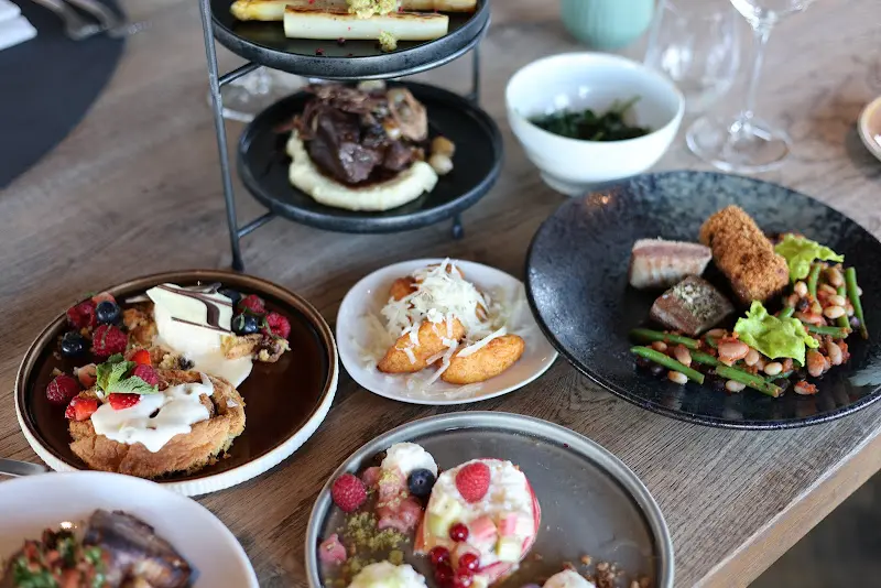 Kutter Kitchen_Holstein_slider_image_3