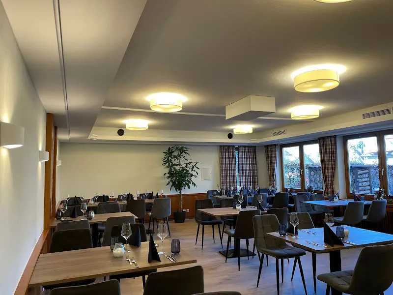 Hotel Landgasthof Fischer restaurant in Altenstadt