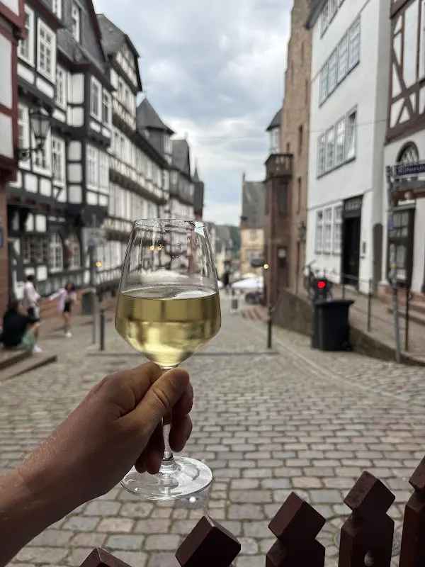 Markus Axelsson_Weinlädele_Marburg_review