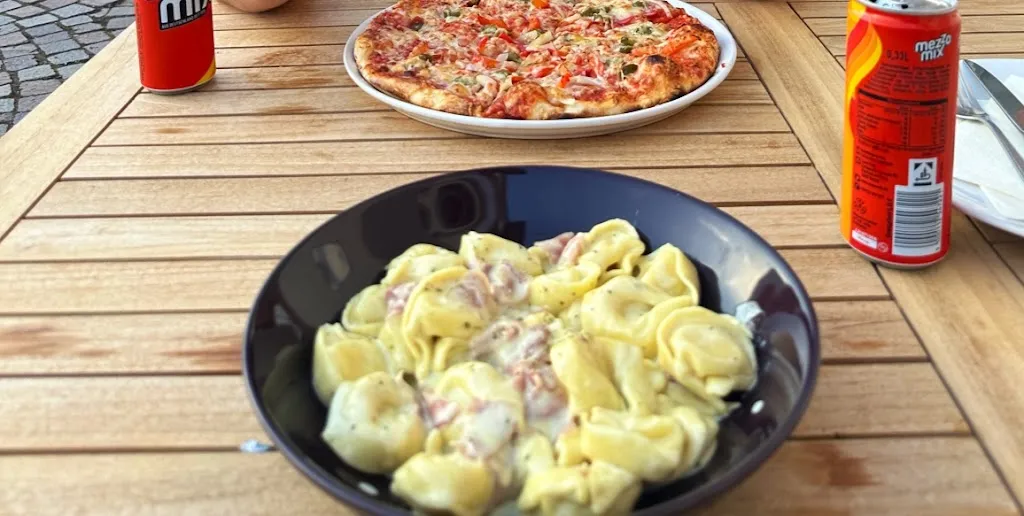 Pizzeria Napoli Bötzingen_Bötzingen_slider_image_3