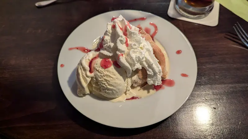 Rúben Ferreira_Ratsstuben Maxima Steaks and More_Arolsen_recensione