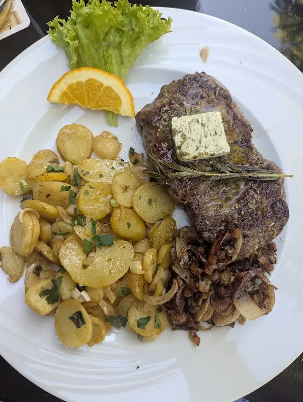 Axel Heinemann_Ratsstuben Maxima Steaks and More_Arolsen_recensione