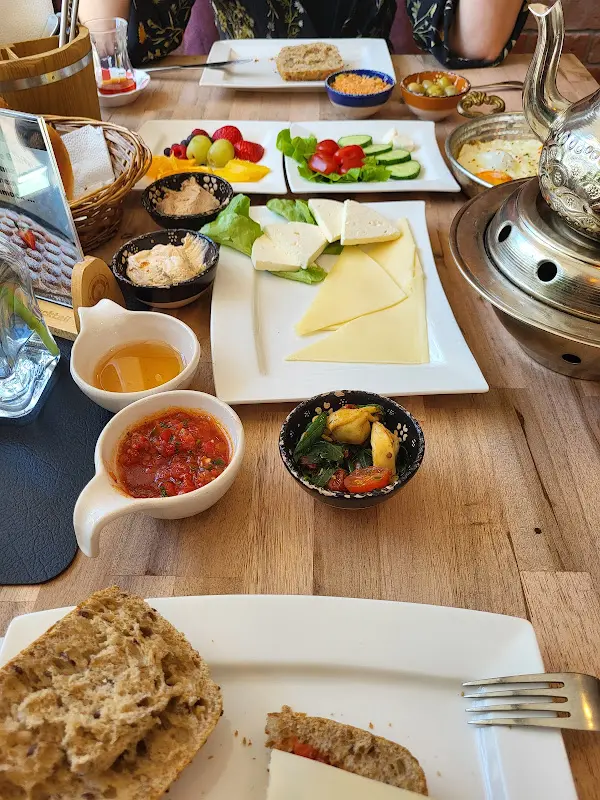 Ralf S._YADE Lunch & More_Arolsen_review