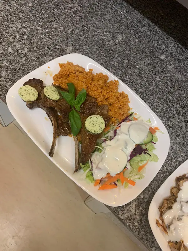 B8 Kebap Grill_Camberg_slider_image_3