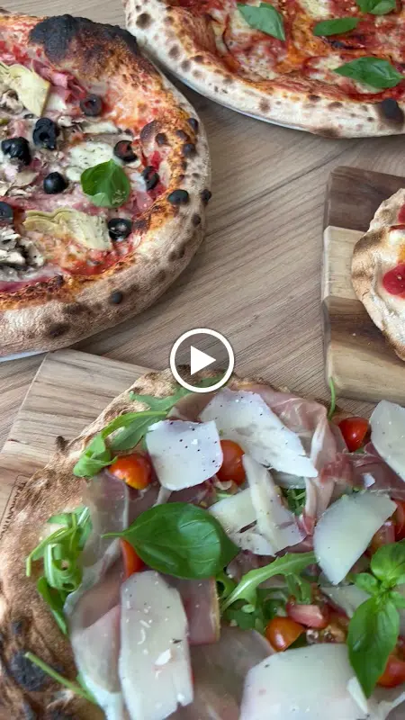 Crosta Pizzeria_Camberg_slider_image_2