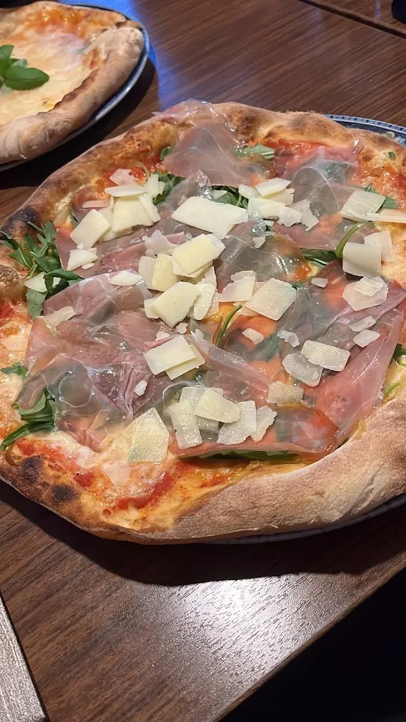 Esin Hezer_Ristorante La Stazione_Riß_recensione