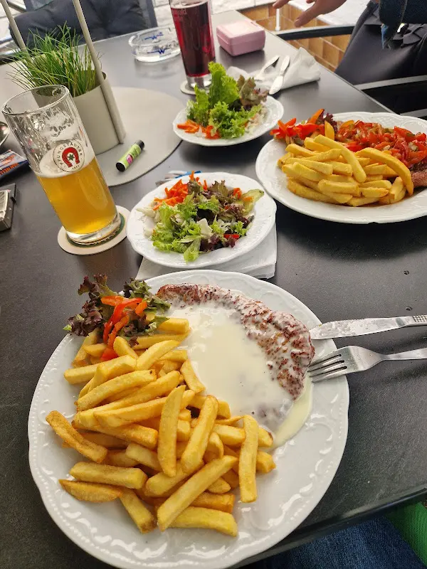 Sabine Post_Gasthaus Zum grünen Baum_König_recensione