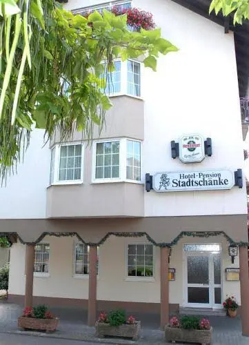 Hotel-Restaurant Stadtschänke ristorante a König