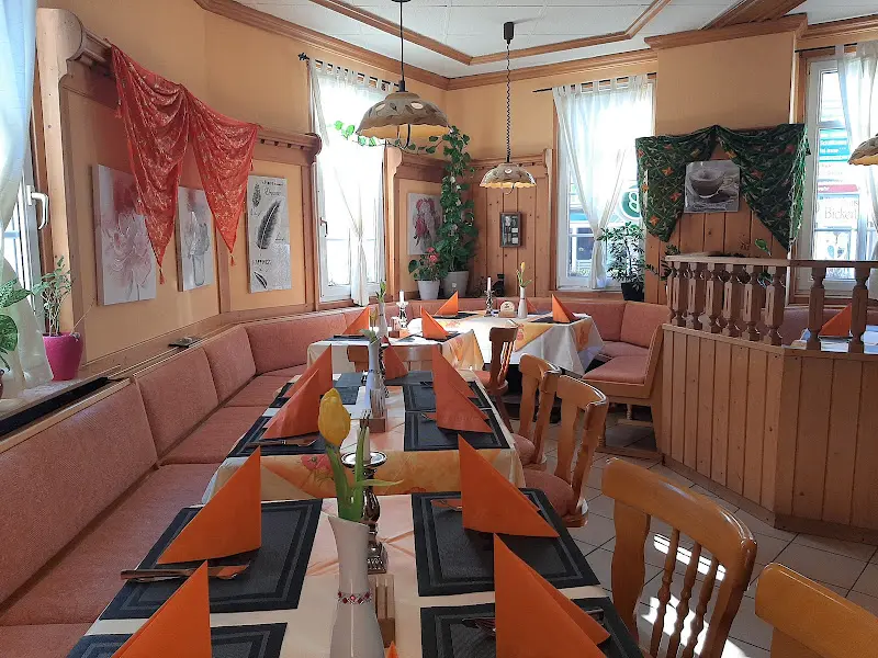 Pizzeria Wacht am Rhein_König_slider_image_3