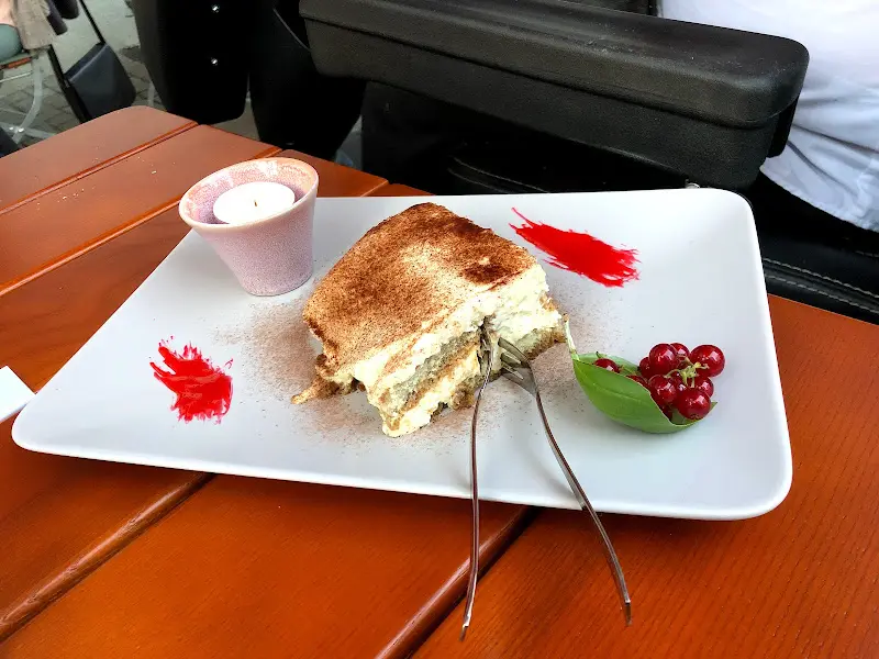 Ristorante Pizzeria Am Lullusbrunnen_Hersfeld_slider_image_3