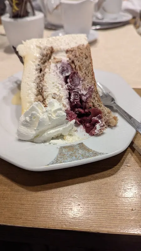 Café Edel KG_Orb_slider_image_2