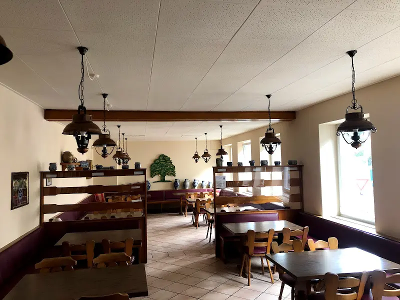 Gasthaus Zum Grünen Baum Altenhain restaurant in Taunus