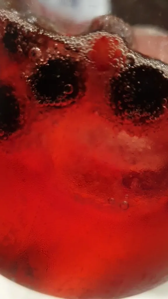 Alice Oehninger_Pedi Restaurant & Vinothek OHG_Riß_avis