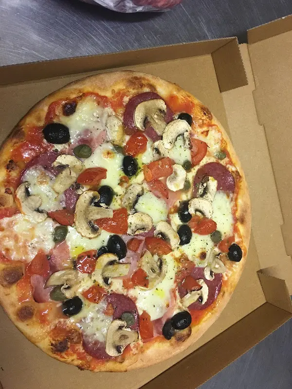 Pizzeria Romana_Schwalbach_slider_image_2