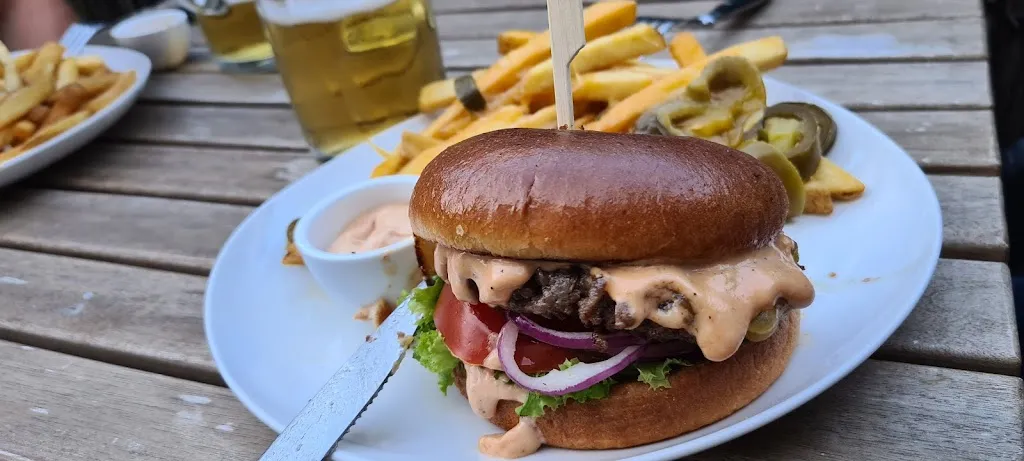 Menu_HÄGE - Burgerrestaurant_Riß_image_5