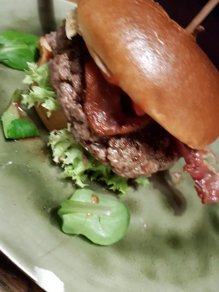 Menu_HÄGE - Burgerrestaurant_Riß_image_7