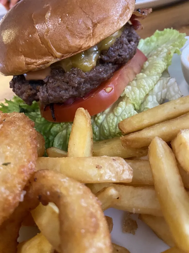 Menu_HÄGE - Burgerrestaurant_Riß_image_9