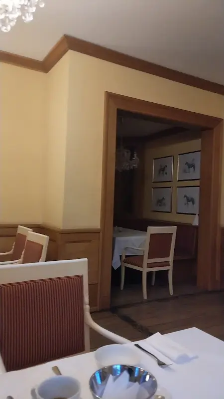 Hotel und Gastwirtschaft Herrenhaus von Löw_Nauheim_slider_image_2