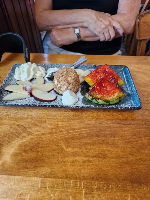 Mario_Restaurant Pelikan_Sooden-Allendorf_review