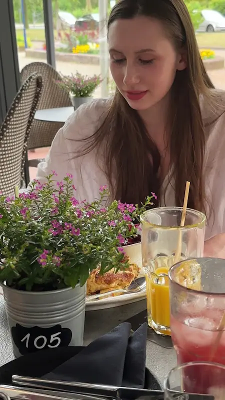 Café Restaurant Schwarze_Wildungen_slider_image_2