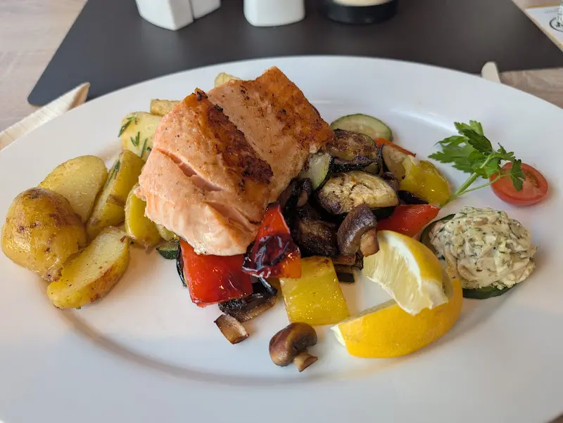 Zimmermanns Fisch und Steak_Wildungen_slider_image_3