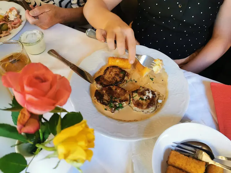 A K_Landgasthaus Zum Urftal_Wildungen_review