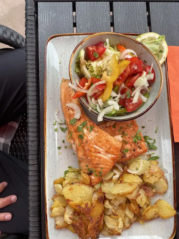 Cindy Gabriele_Fischhaus am Markt_Wildungen_review