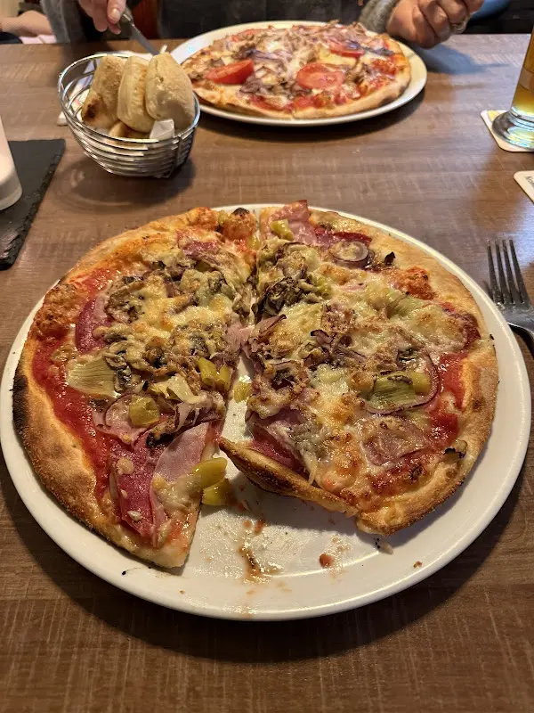 Restaurant Pizzeria-Pronto_Wildungen_slider_image_2