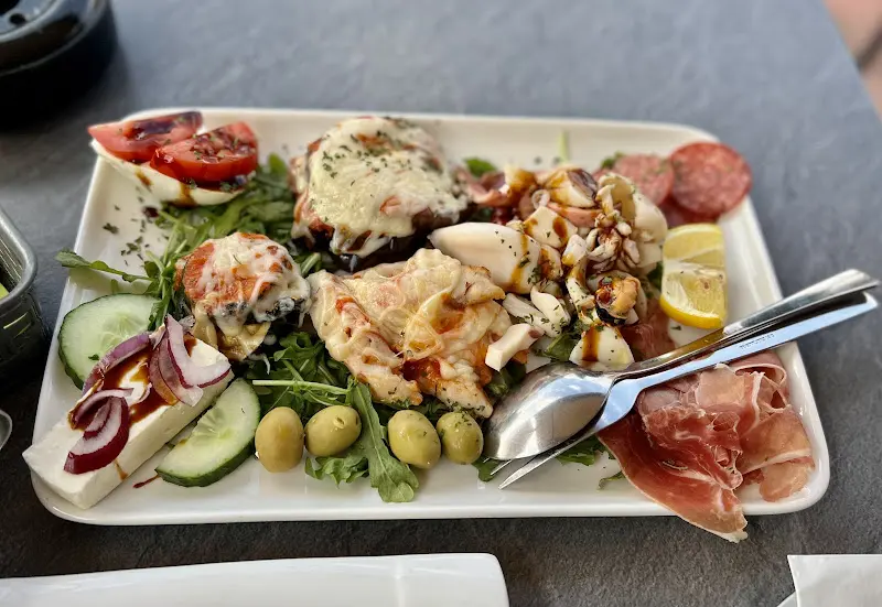 Pizza Napoli_Wildungen_slider_image_2