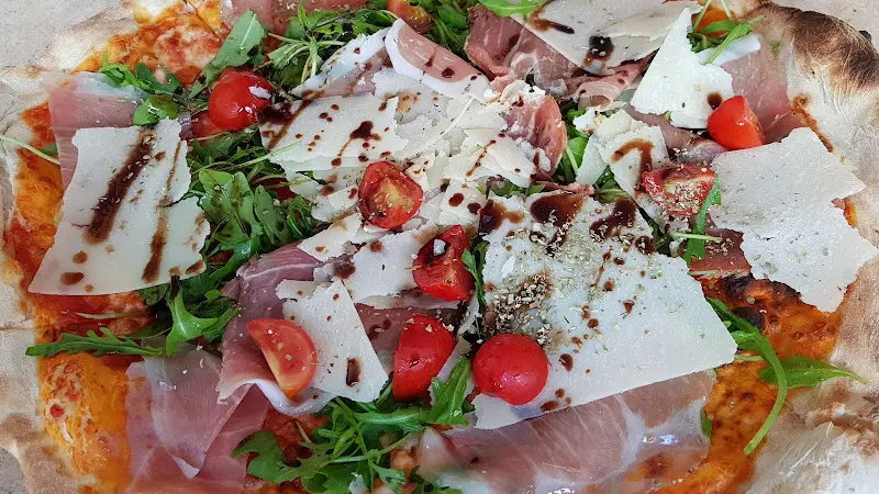 Lorenzo Pizzeria_Vilbel_slider_image_2