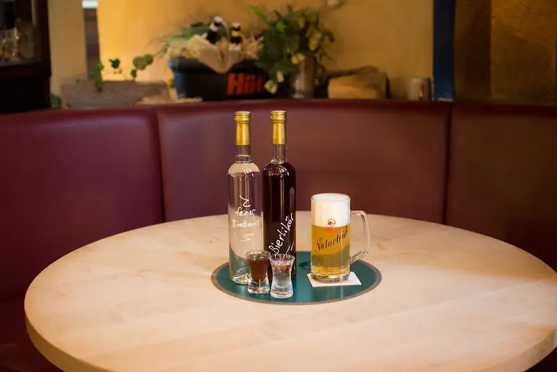 Brauhaus Knallhütte restaurant in Baunatal