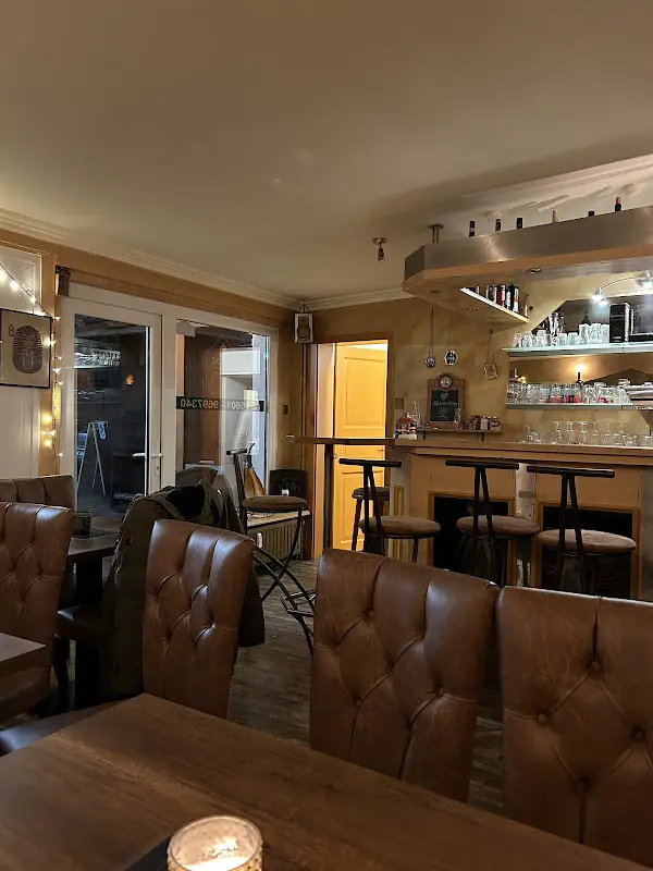 Givos Burger & Schnitzel restaurant in Baunatal