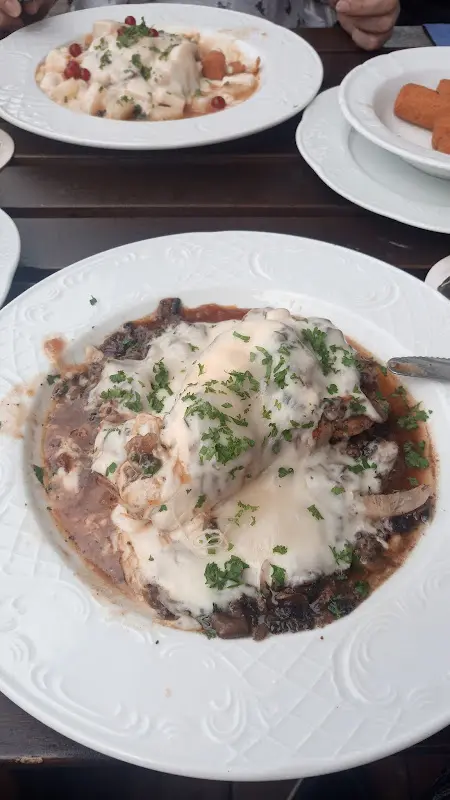 Magnus Hottkowitz_Restaurant Schmidt_Oberzent_review