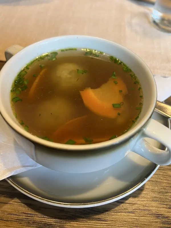 Melanie Rohde_Landgasthof Raubacher-Höhe - Gaststätte, Terrasse_Oberzent_review