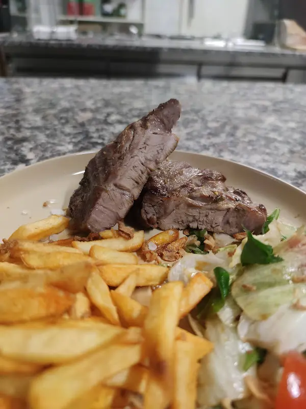 PIZZERIA UND KEBAPHAUS "KLEINE WELT"sportsbar ristorante a Oberzent